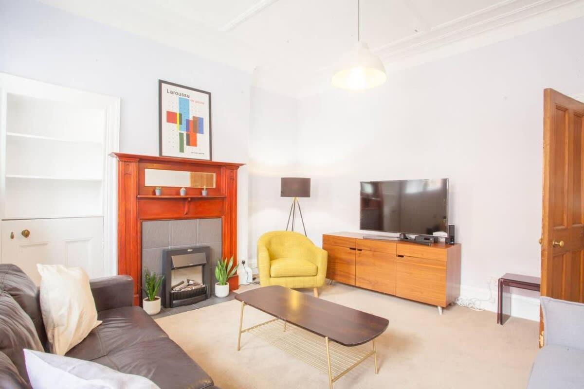 Modern, Light-Filled And Sleek West End Apartment Glasgow Ngoại thất bức ảnh