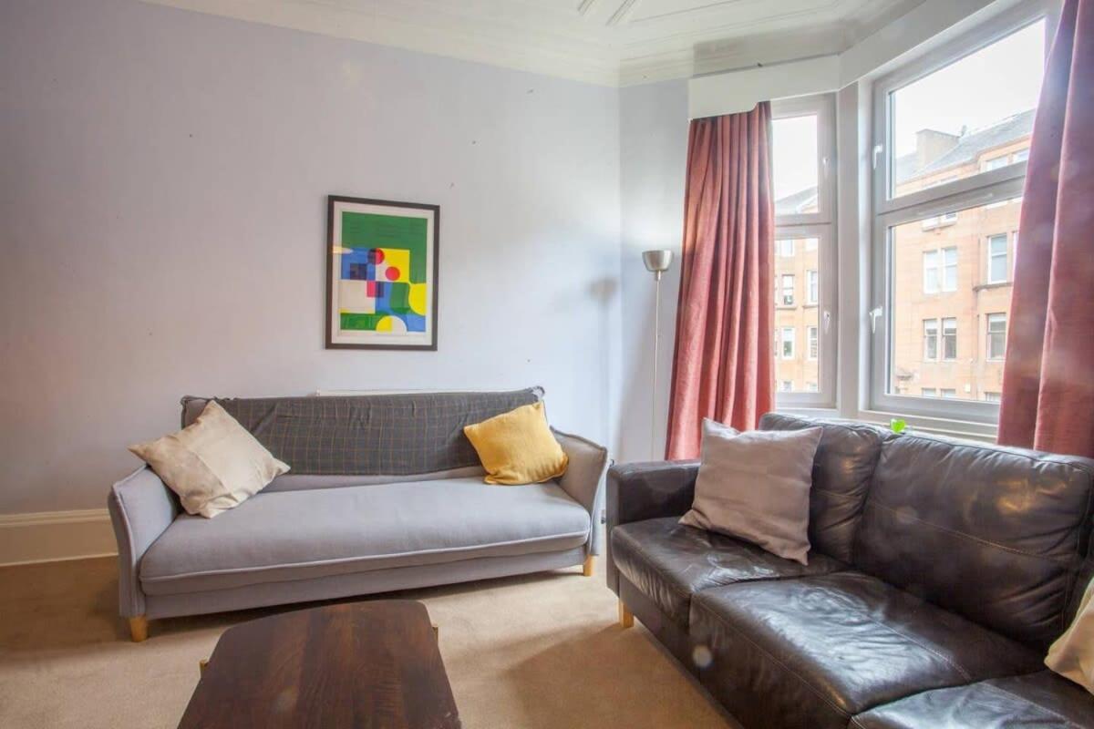 Modern, Light-Filled And Sleek West End Apartment Glasgow Ngoại thất bức ảnh